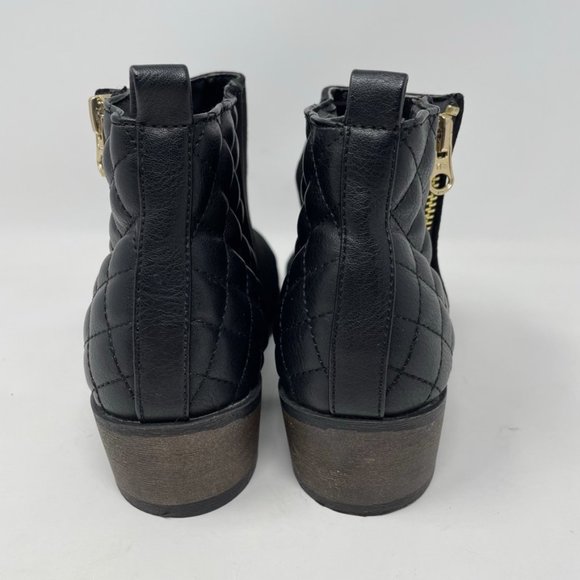 Steve Madden Womens Black Faux Suede Quilted Side Zip Bootie Size 7 - Picture 5 of 11